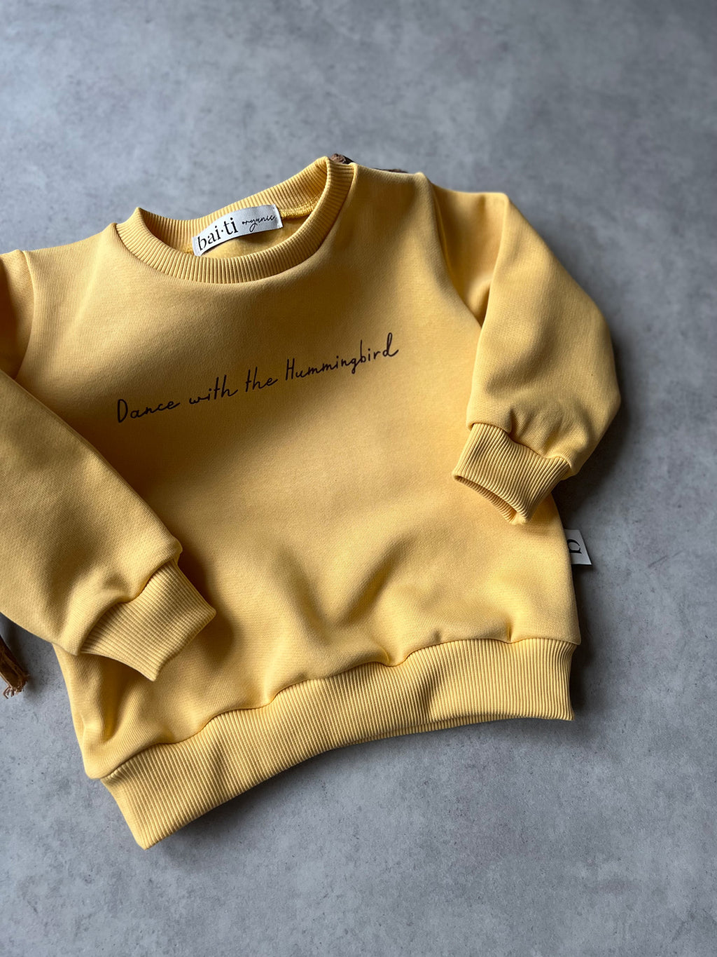 Sweater "Hummingbird", yellow