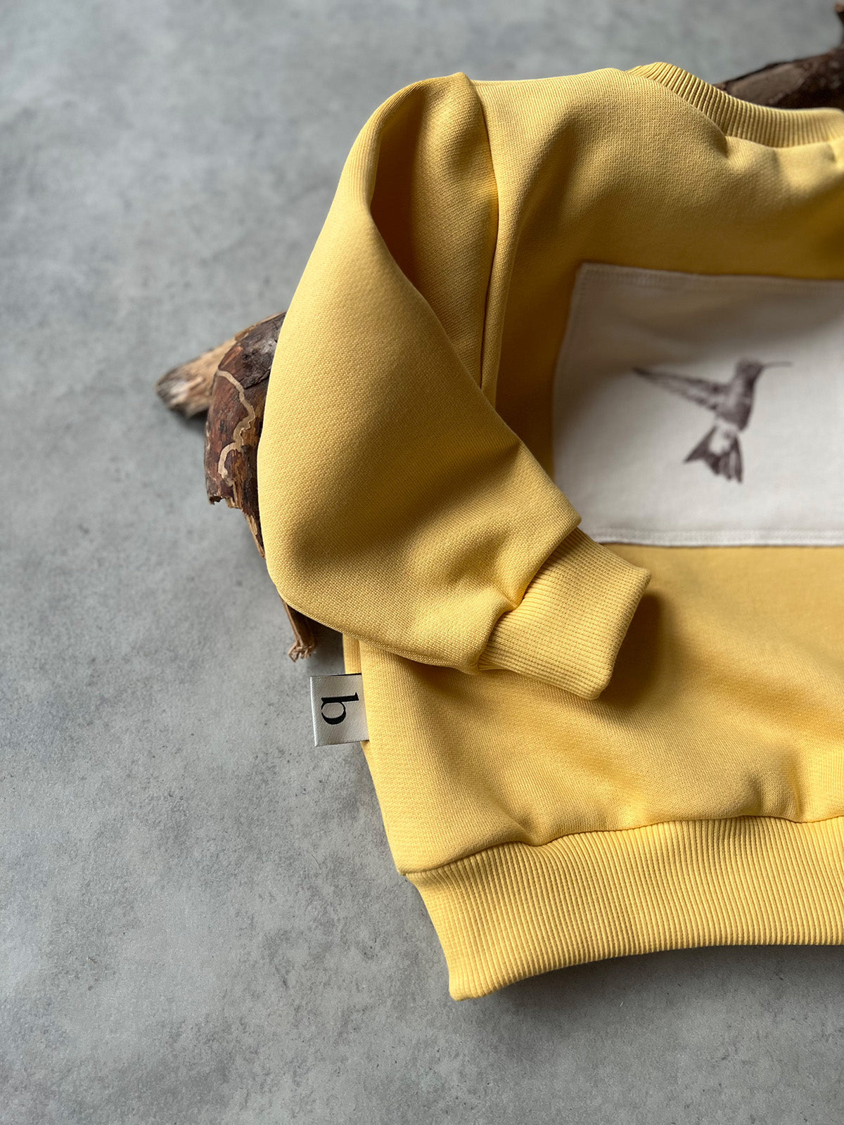 Sweater "Hummingbird", yellow