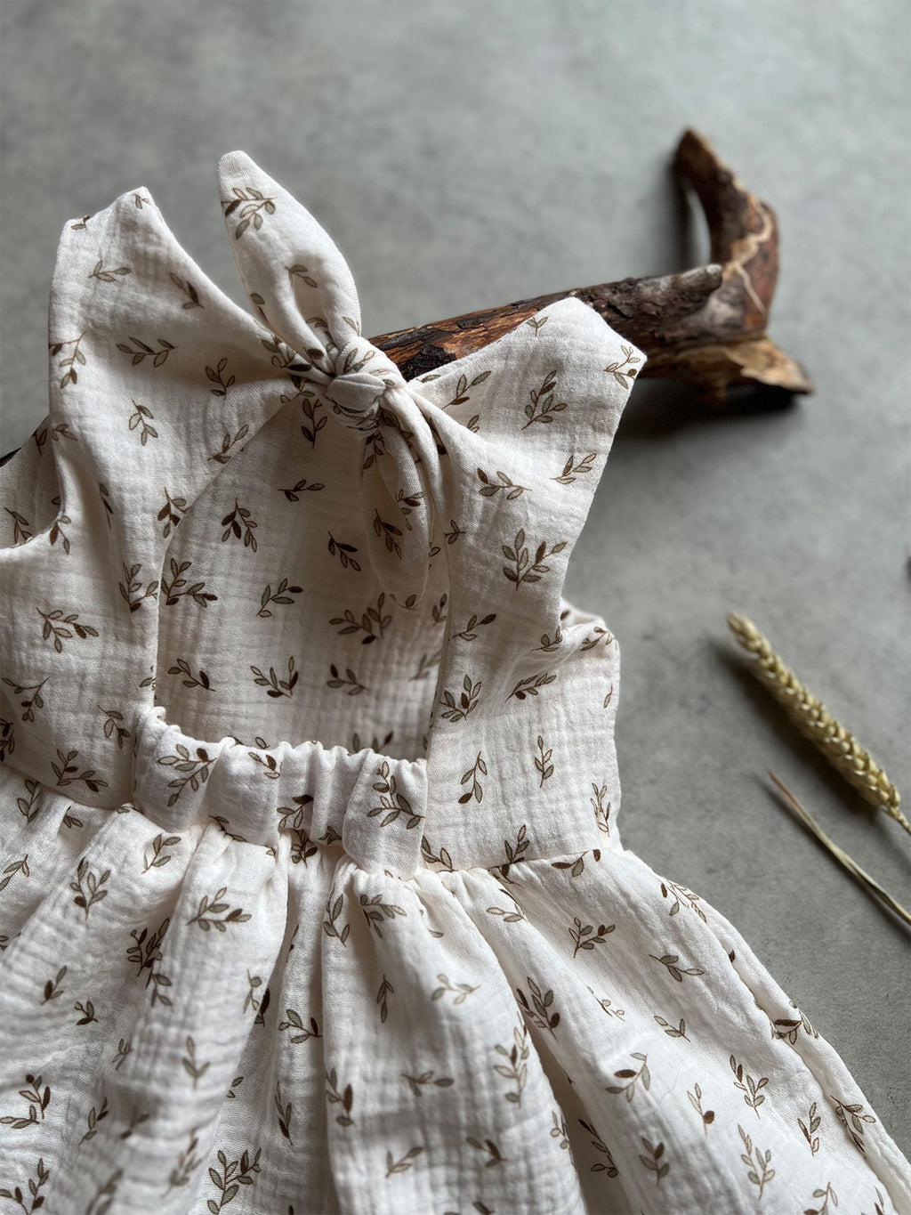 Musselin Kleid "leaves"